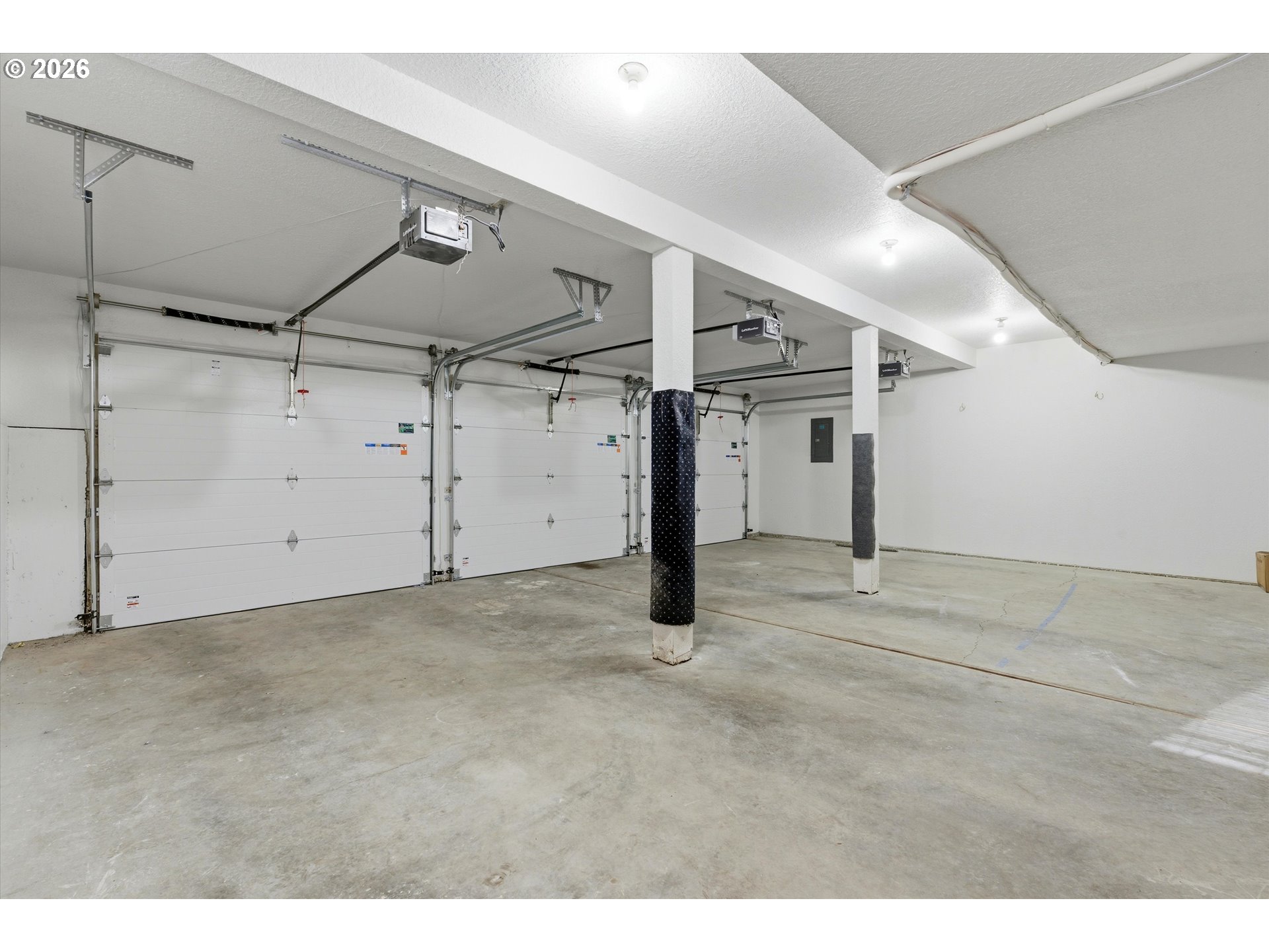 7236 Southeast 133rd Place Portland, OR 97236 - Photo 38 of 42 a view of a garage