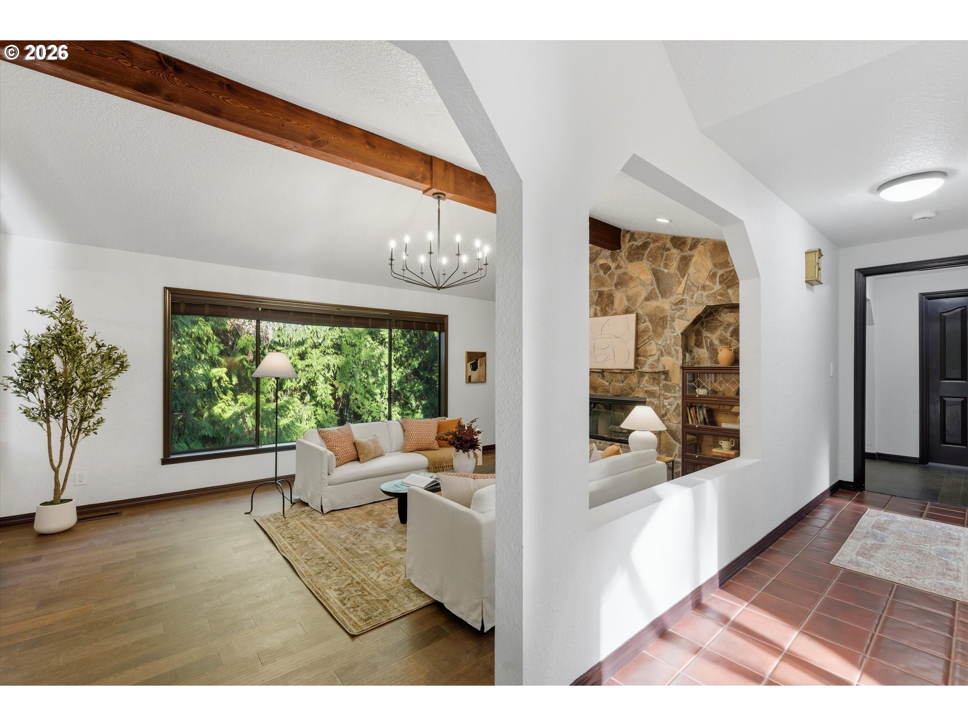 7236 Southeast 133rd Place Portland, OR 97236 - Photo 9 of 42 a view of an entryway and livingroom in right side