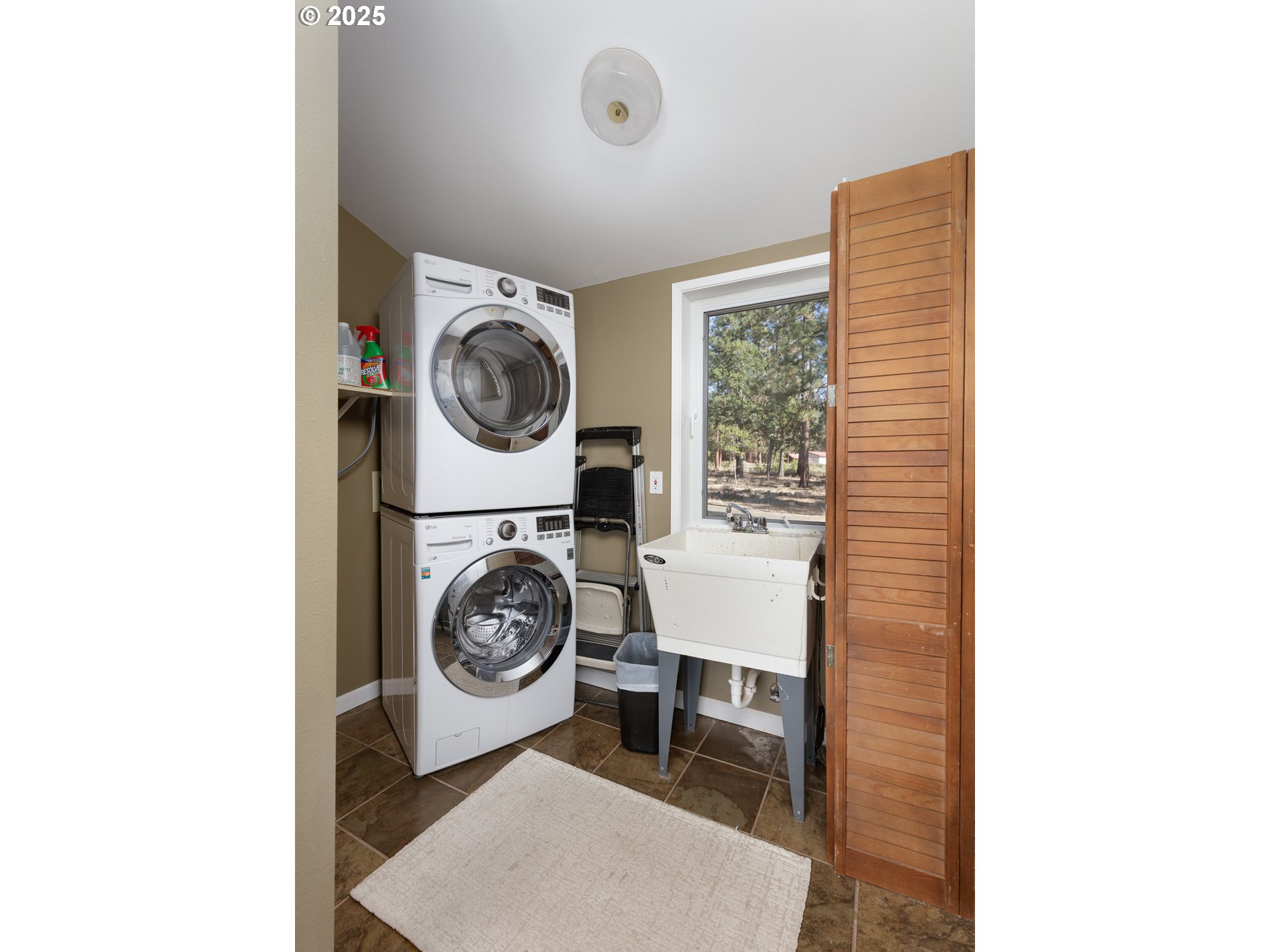 355 Tamarack Goldendale, WA 98620 - Photo 17 of 38