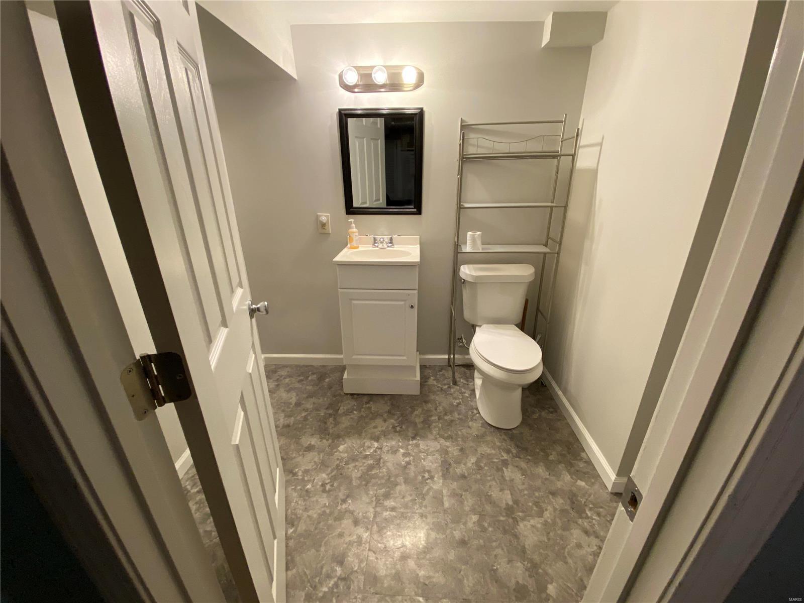 6567 Winnebago Street St. Louis, MO 63109 - Photo 40 of 49