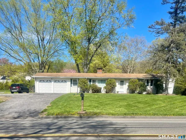 $775,000 | 2698 Easton Turnpike, Fairfield, CT 06825