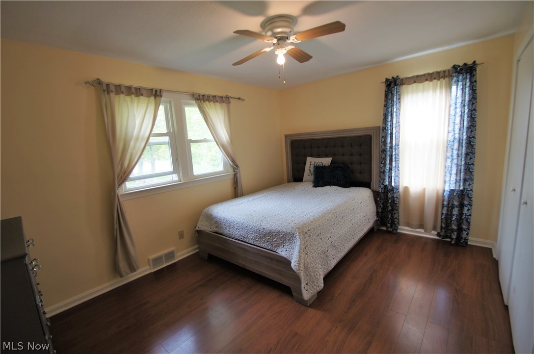 6116 Highland Road Cleveland, OH 44143 - Photo 15 of 25