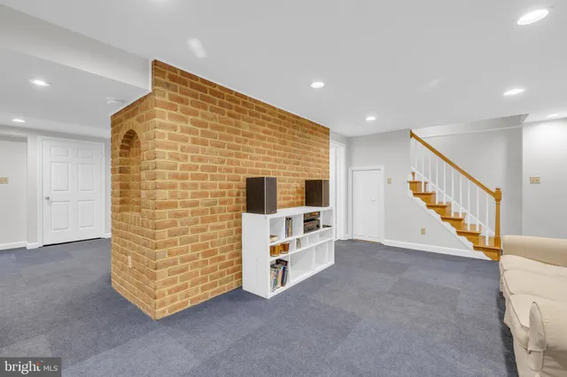 $625,000 | 8729 Green Road, Warrenton, VA 20187