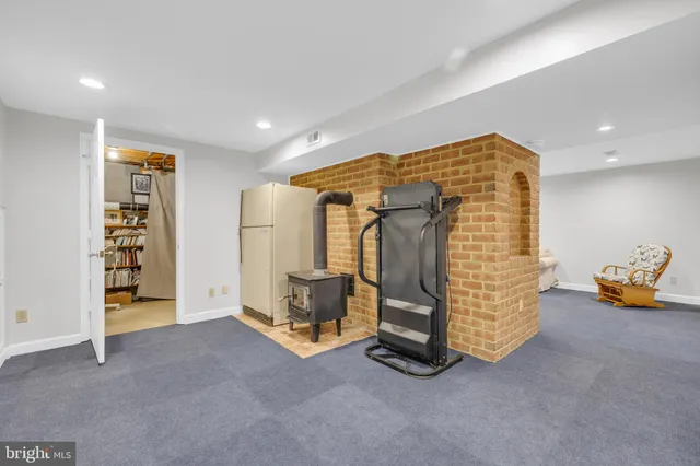 $625,000 | 8729 Green Road, Warrenton, VA 20187