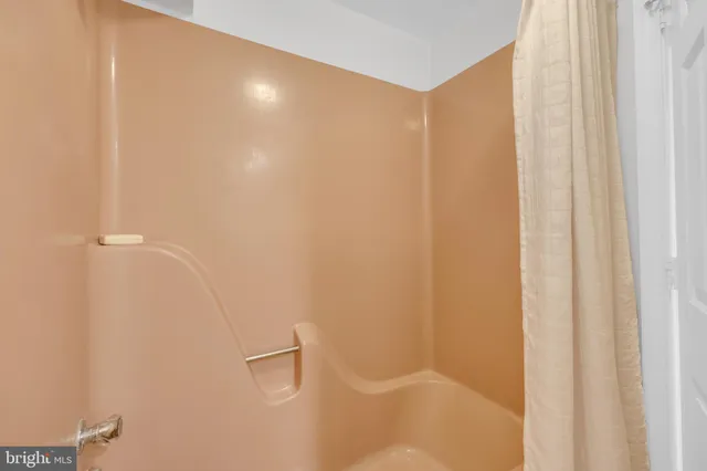 $625,000 | 8729 Green Road, Warrenton, VA 20187