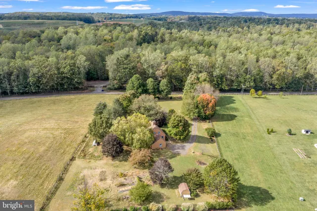 $625,000 | 8729 Green Road, Warrenton, VA 20187