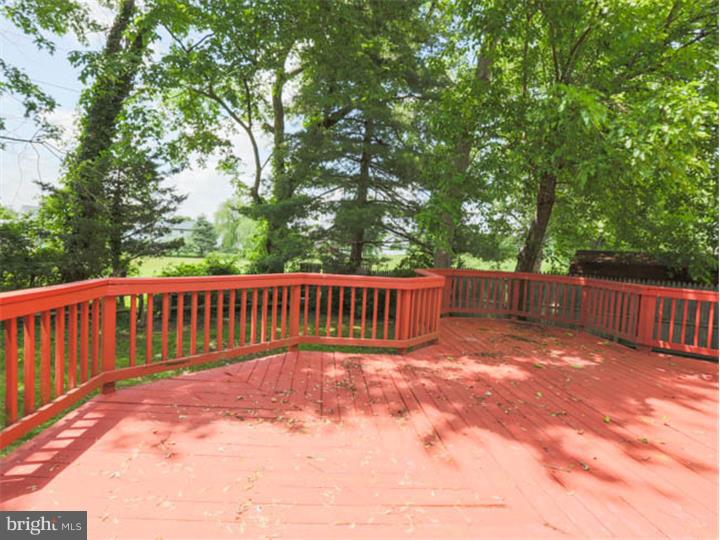 112 Sandringham Road Cherry Hill, NJ 08003 - Photo 22 of 23 Deck