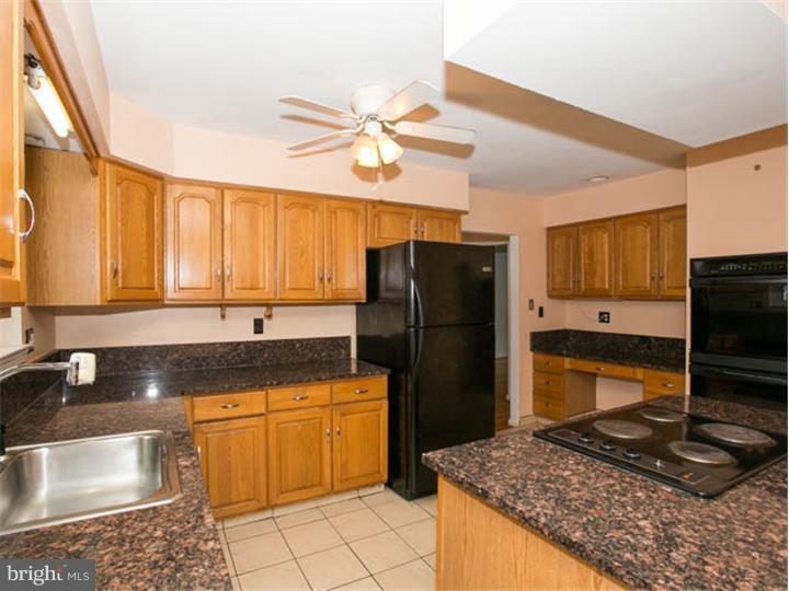 112 Sandringham Road Cherry Hill, NJ 08003 - Photo 5 of 23 Kitchen