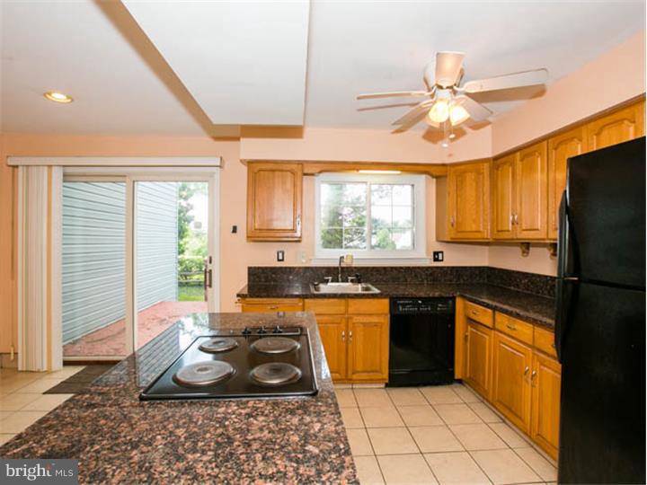 112 Sandringham Road Cherry Hill, NJ 08003 - Photo 6 of 23 Kitchen