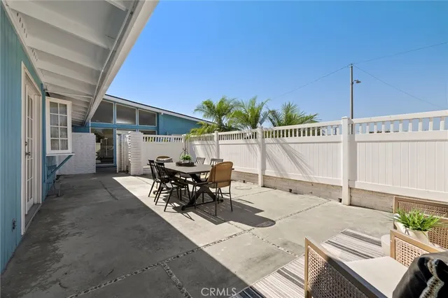 $1,599,000 | 3162 Yellowtail Drive, Rossmoor, CA 90720