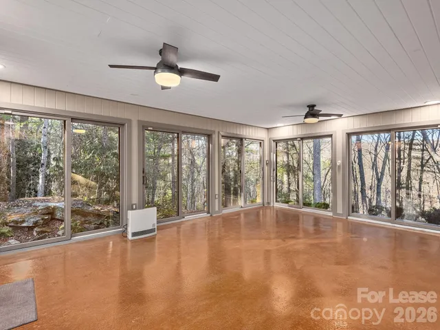 $4,495 | 116 Elson Avenue, Hendersonville, NC 28739