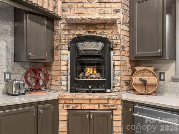 $4,495 | 116 Elson Avenue, Hendersonville, NC 28739