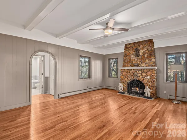 $4,495 | 116 Elson Avenue, Hendersonville, NC 28739