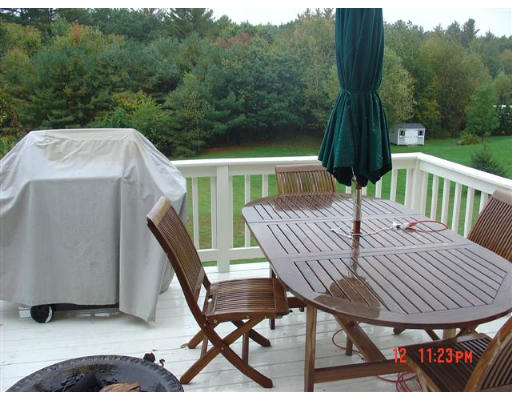 18 Merriam Way Upton, MA 01568 - Photo 8 of 9 Gallery Image 8