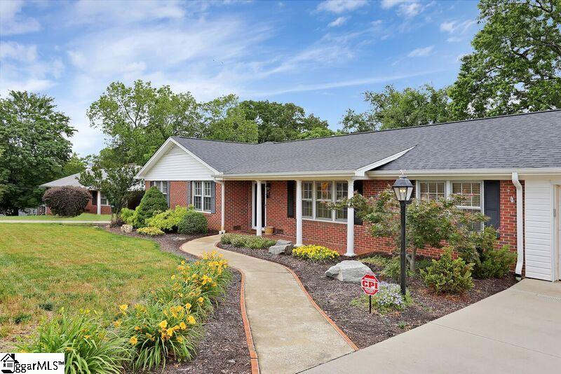 804 Butler Springs Road Greenville, SC 29615 - Photo 1 of 26 Gallery Image 1