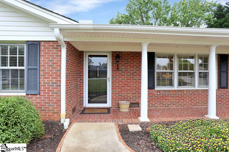 804 Butler Springs Road Greenville, SC 29615 - Photo 2 of 26 Gallery Image 2