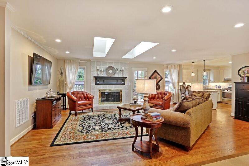 804 Butler Springs Road Greenville, SC 29615 - Photo 5 of 26 Gallery Image 5