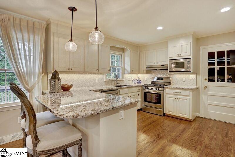 804 Butler Springs Road Greenville, SC 29615 - Photo 8 of 26 Gallery Image 8
