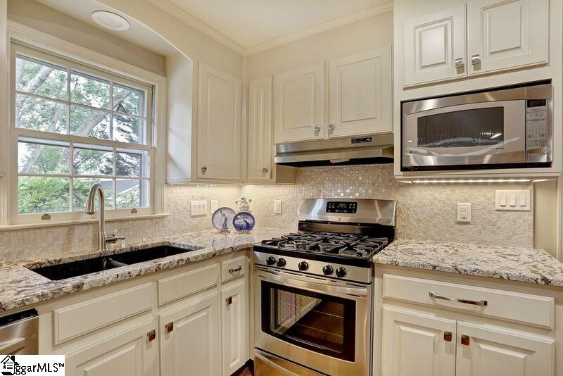 804 Butler Springs Road Greenville, SC 29615 - Photo 9 of 26 Gallery Image 9