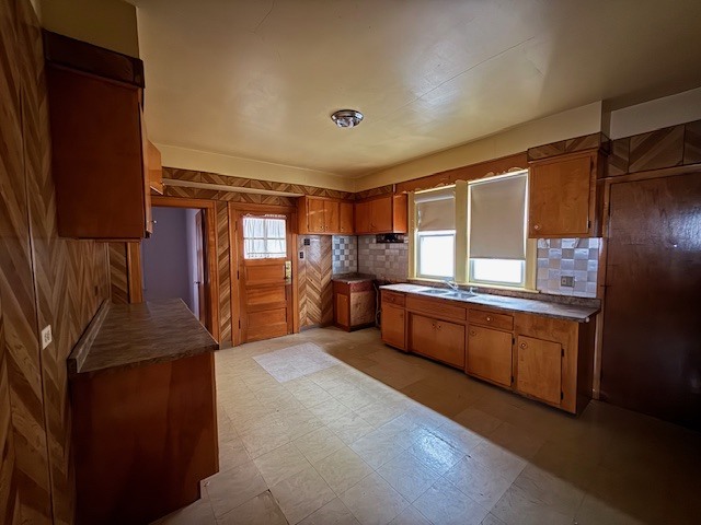 322 West 107th Place Chicago, IL 60628 - Photo 4 of 10