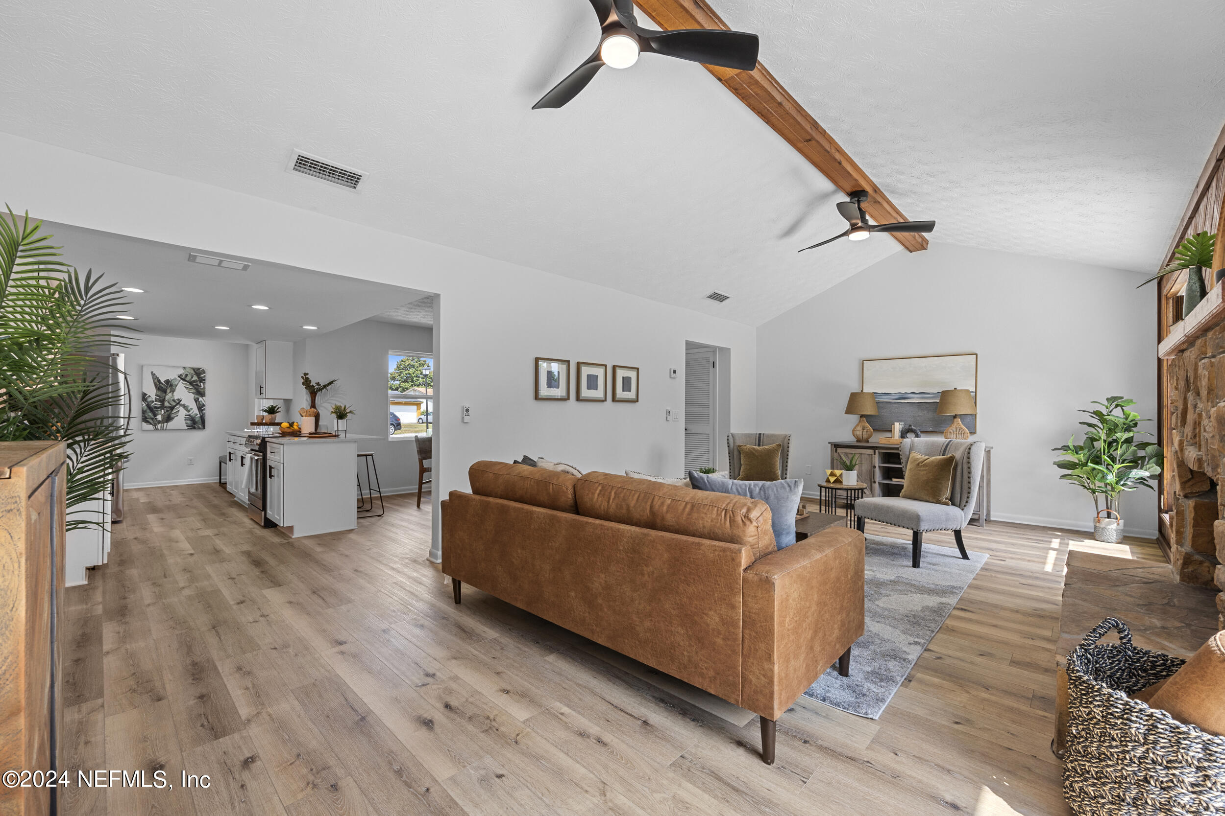 2551 Summer Tree Road East Jacksonville, FL 32246 - Photo 15 of 45 Living Room