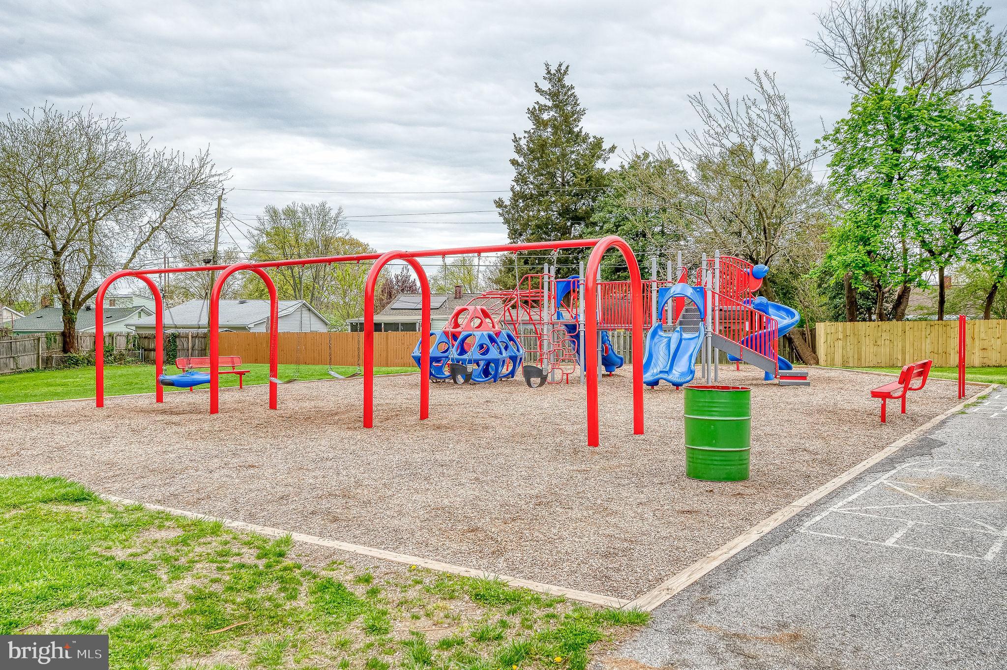 4 Right Aileron Baltimore, MD 21220 - Photo 28 of 30 a view of outdoor space with garden and entertaining space