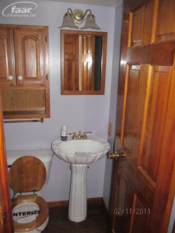 544 Spring Lane Flushing, MI 48433 - Photo 7 of 36 20343550-6.JPG