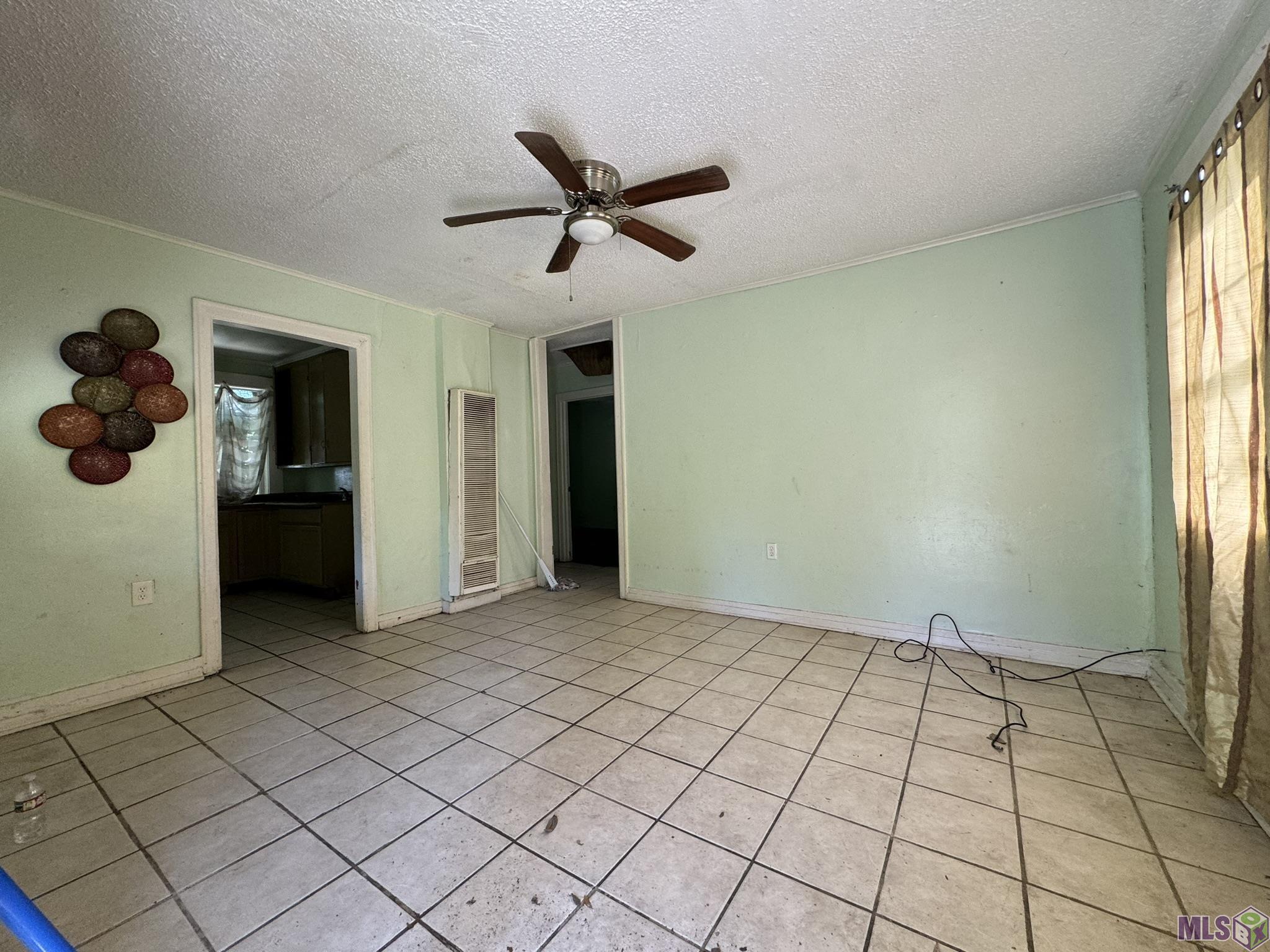 3339 Wenonah Street Baton Rouge, LA 70805 - Photo 3 of 12