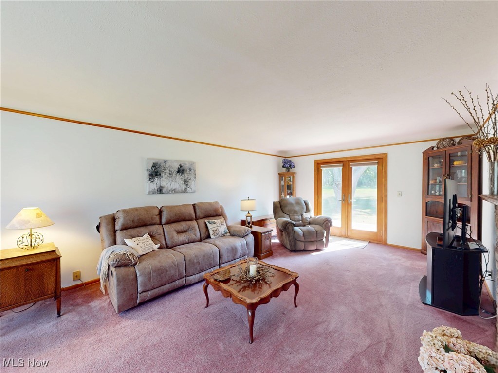11637 Ravenna Road Chardon, OH 44024 - Photo 9 of 35