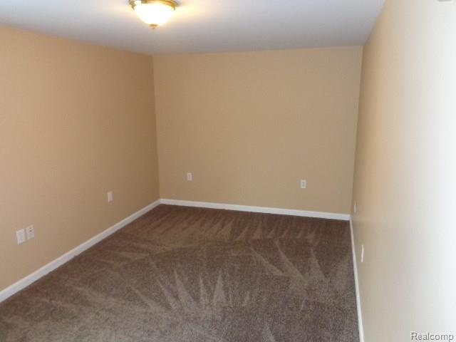 2833 Range Road Smiths Creek, MI 48074 - Photo 9 of 24 2833 range 008.jpg