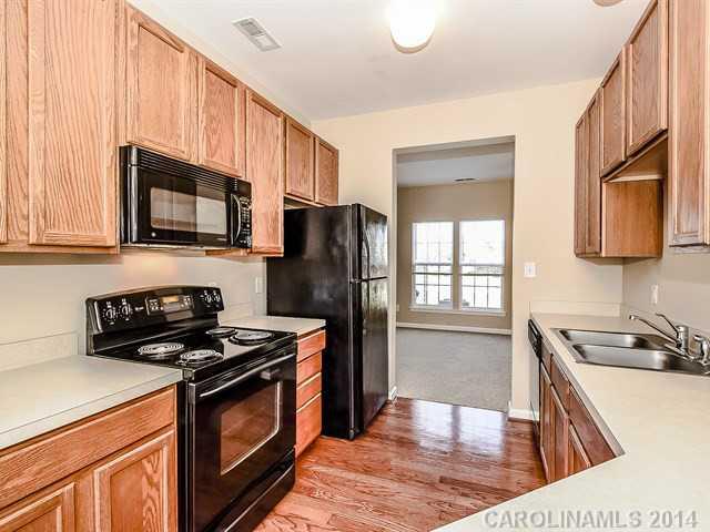 4917 Prosperity Ridge Road, Unit 97 Charlotte, NC 28269 - Photo 7 of 16 Gallery Image 7