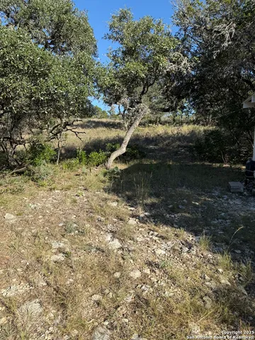 $1,500 | 801 Blue Bill Cove Drive, Lakehills, TX 78063