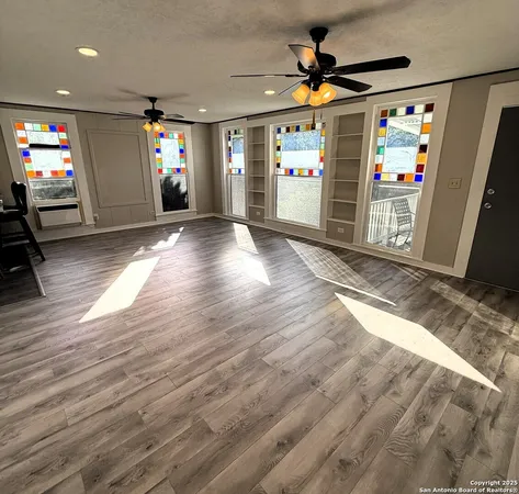 $1,500 | 801 Blue Bill Cove Drive, Lakehills, TX 78063