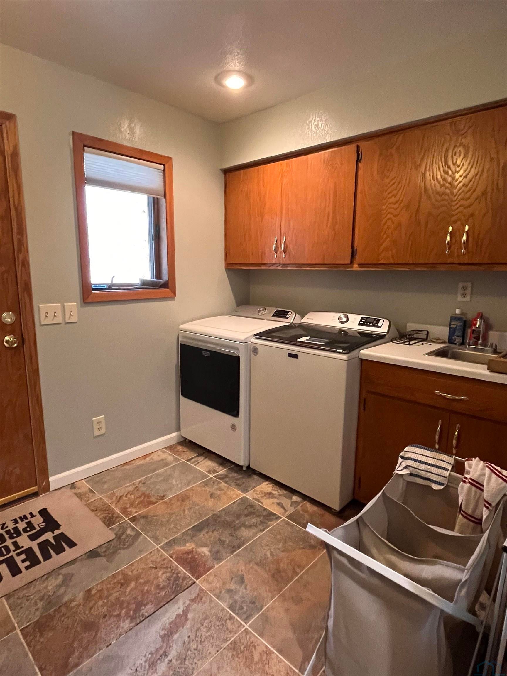 304 West Indiana Avenue George, IA 51237 - Photo 15 of 49 Gallery Image 15