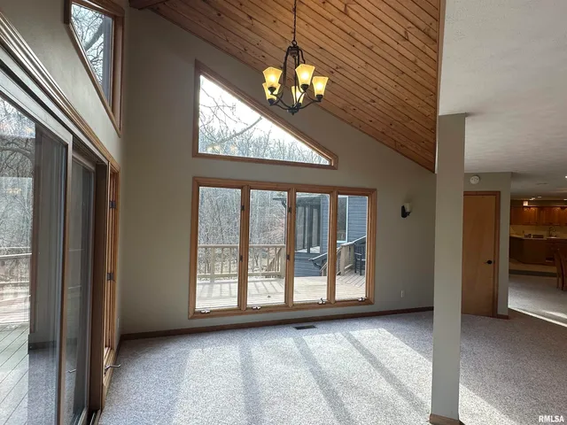 $675,000 | 1300 Shoal Creek Road, Murphysboro, IL 62966