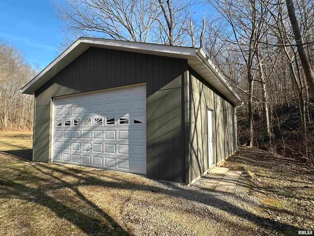 $675,000 | 1300 Shoal Creek Road, Murphysboro, IL 62966