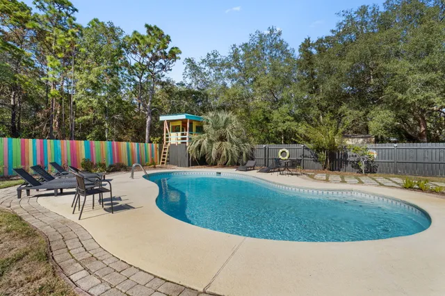 a house view with a outdoor space