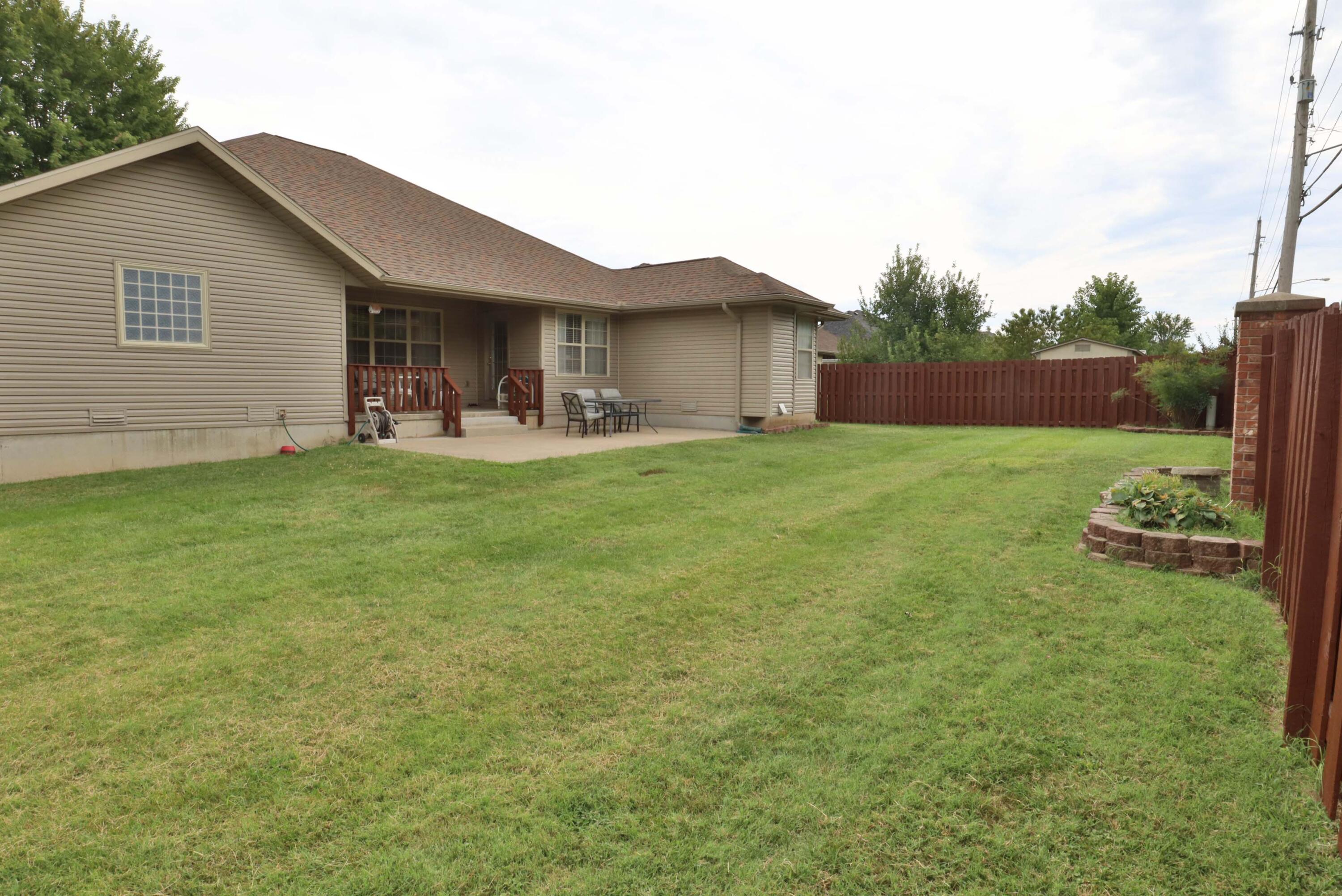 3741 North Oak Point Avenue Springfield, MO 65803 - Photo 43 of 51 Oak-4483