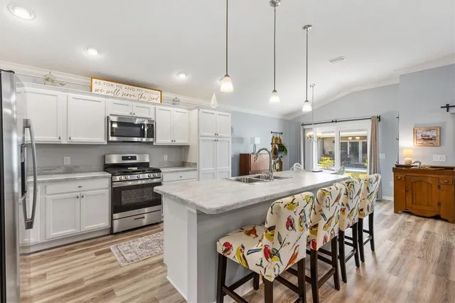 $375,000 | 7404 Marvelwood Loop, The Villages, FL 34762