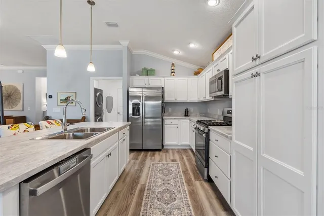 $375,000 | 7404 Marvelwood Loop, The Villages, FL 34762