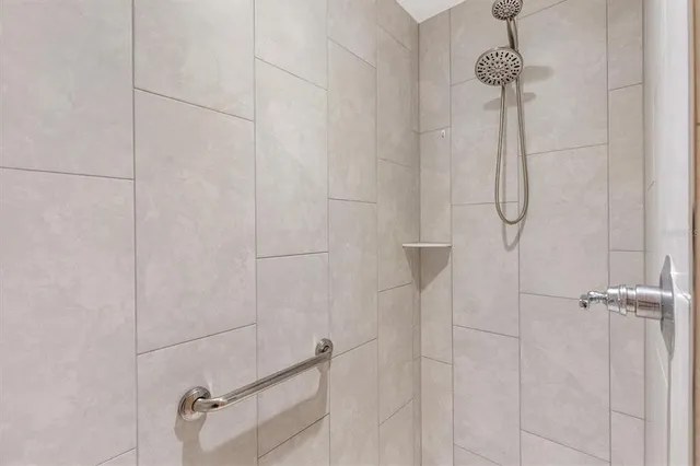 $375,000 | 7404 Marvelwood Loop, The Villages, FL 34762