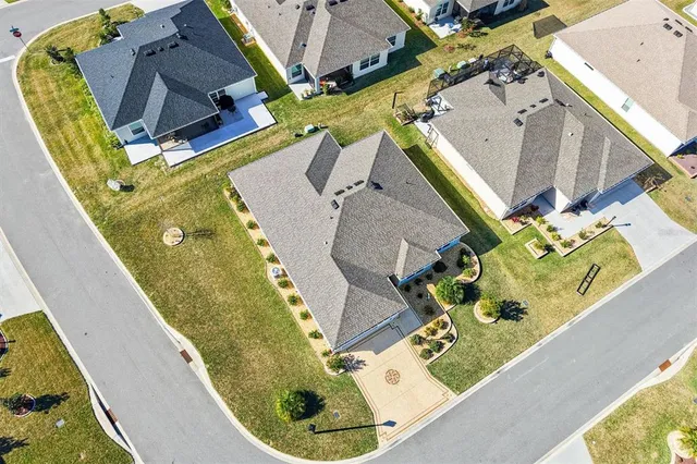 $375,000 | 7404 Marvelwood Loop, The Villages, FL 34762