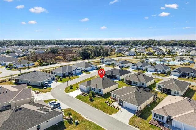 $375,000 | 7404 Marvelwood Loop, The Villages, FL 34762