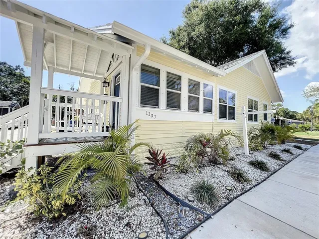 $5,000 | 1137 Highland Street South, St. Petersburg, FL 33701