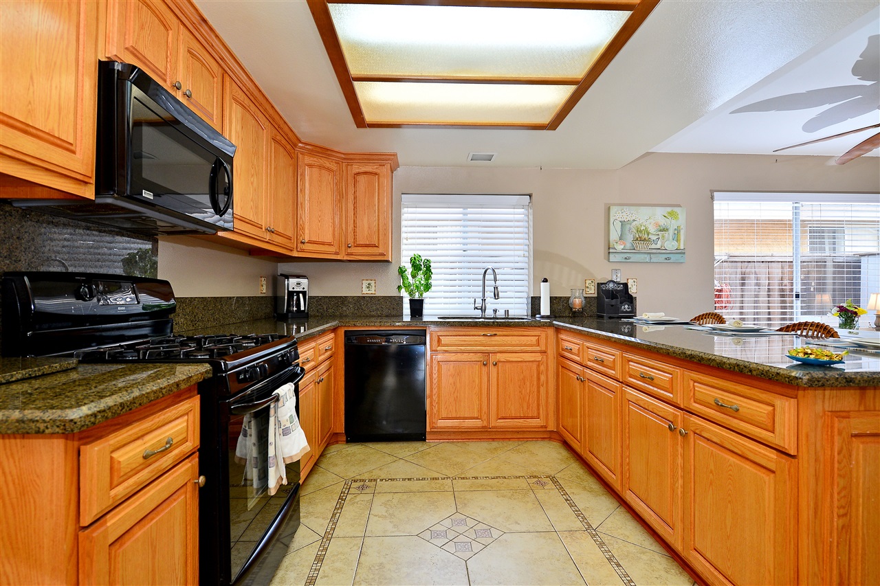 665 Rue Parc Chula Vista, CA 91913 - Photo 10 of 25 Gallery Image 10