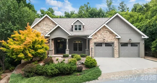 $985,000 | 82 Wood Owl Court, Hendersonville, NC 28791
