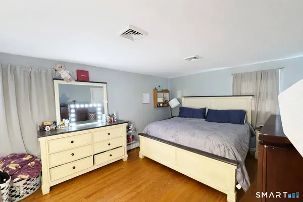 $319,900 | 271 Meadowview Drive, Torrington, CT 06790