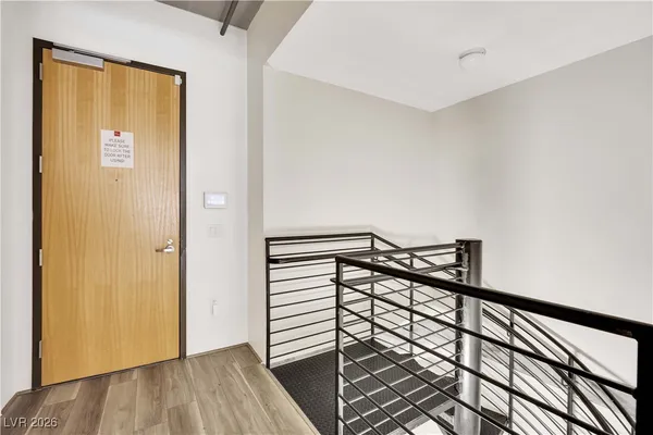 $4,000 | 353 East Bonneville Avenue, Unit 185, Las Vegas, NV 89101