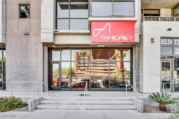 $4,000 | 353 East Bonneville Avenue, Unit 185, Las Vegas, NV 89101