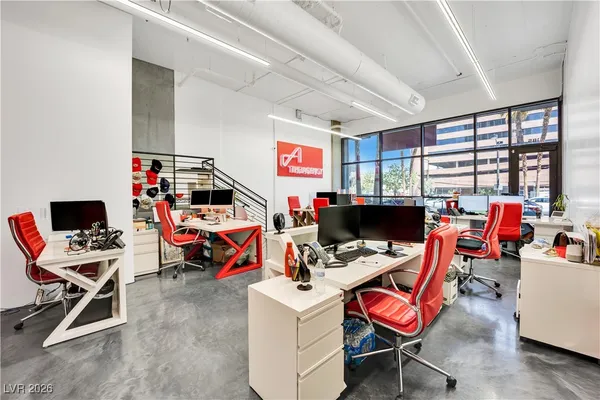 $4,000 | 353 East Bonneville Avenue, Unit 185, Las Vegas, NV 89101